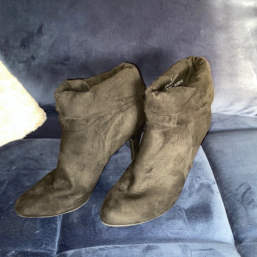 Black ankle booties